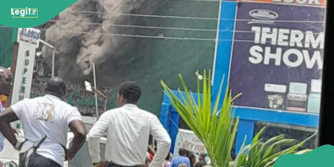 Fire guts popular supermarket in Lagos Fire guts popular supermarket in Lagos