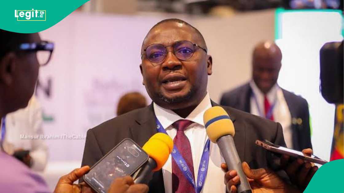 Minister Adebayo Adelabu announces plans to restructure underperforming DisCos in Nigeria Minister Adebayo Adelabu announces plans to restructure underperforming DisCos in Nigeria