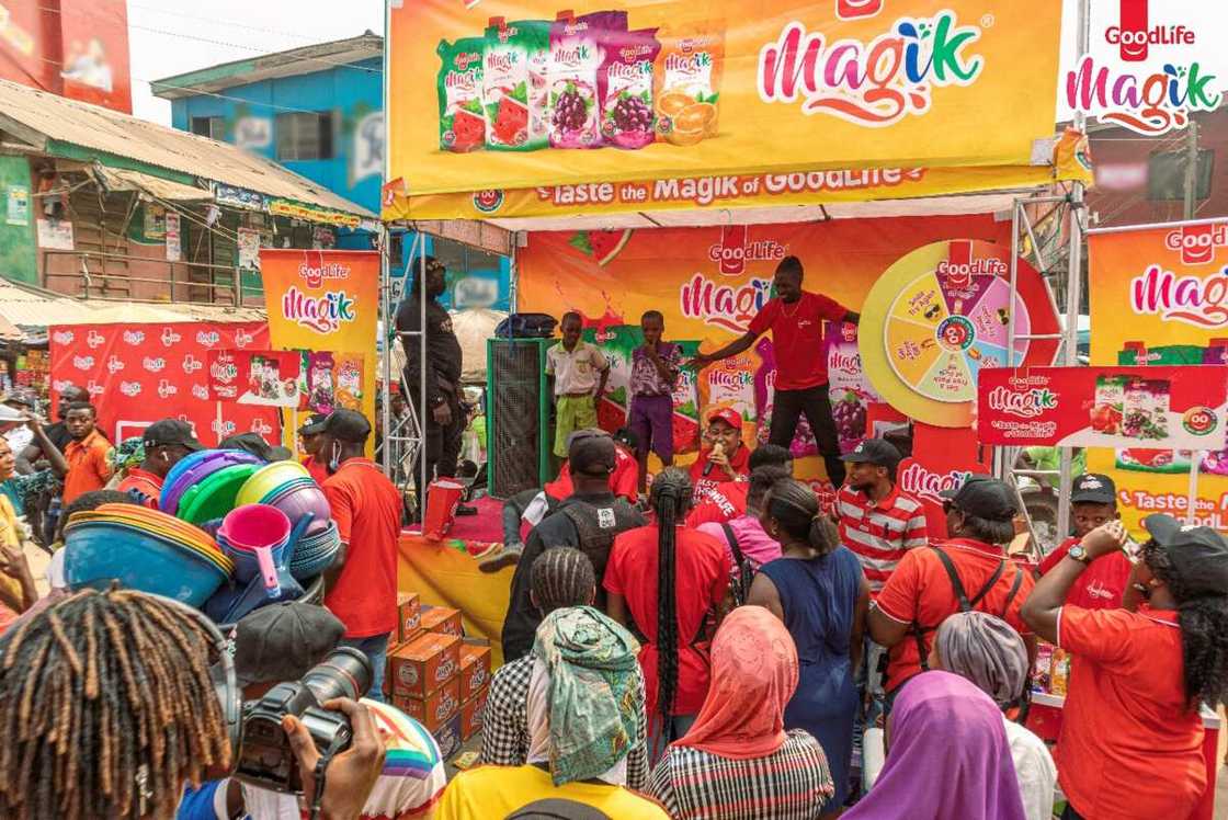 Ronke Ojo Stormed Lagos Market for Goodlife Magik Fruit Drink