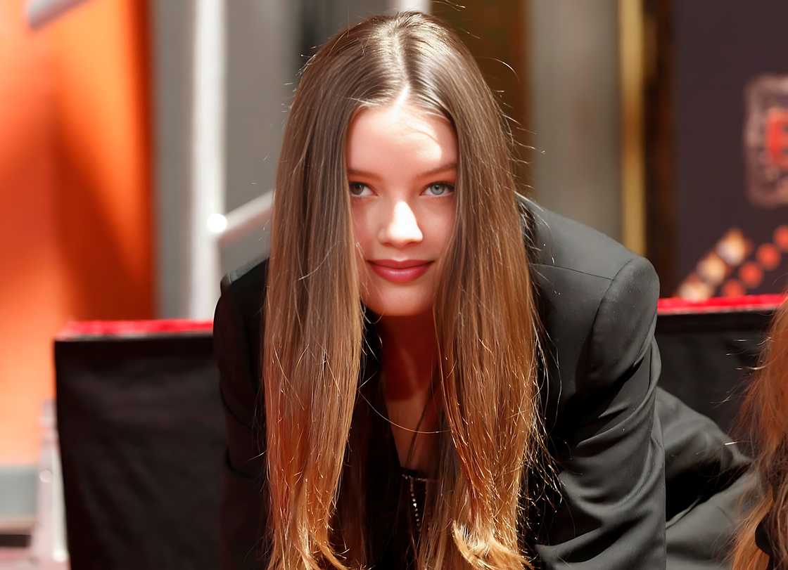 Harper Vivienne Ann Lockwood places her handprints in wet cement Harper Vivienne Ann Lockwood places her handprints in wet cement