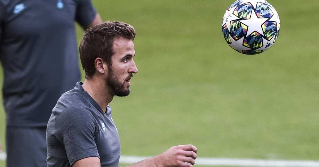 Harry Kane in past training. Harry Kane in past training.