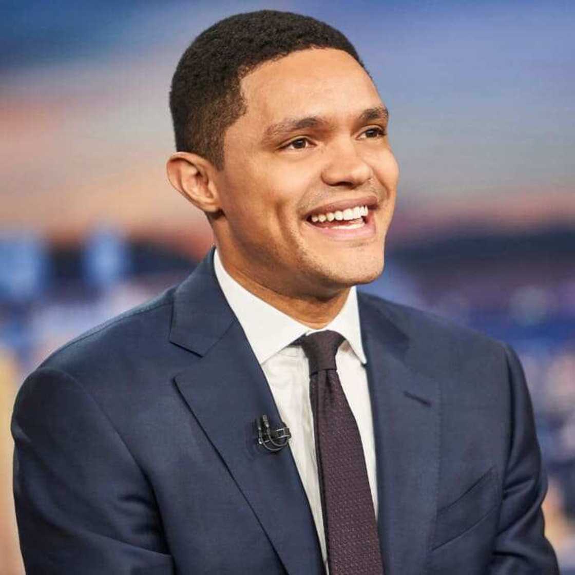 Trevor Noah reflects on Beyoncé and Jay Z fist bumping him: #Levels Trevor Noah reflects on Beyoncé and Jay Z fist bumping him: #Levels