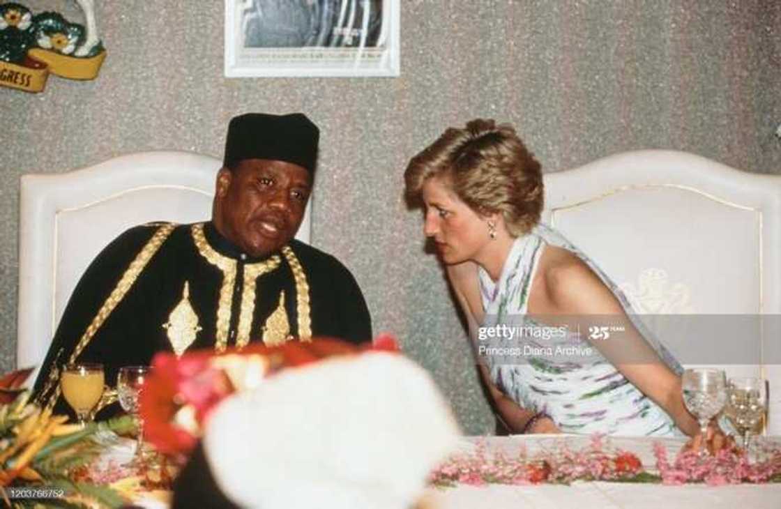 IBB @ 79: Wasu zababbun hotunan Janar Ibrahim Badamasi Babangida IBB @ 79: Wasu zababbun hotunan Janar Ibrahim Badamasi Babangida