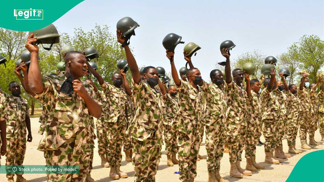 Rahoto ya nuna cewa an kashe wasu manyan jami'an sojojin Najeriya a lokacin da suke yaki da 'yan ta'adda. Rahoto ya nuna cewa an kashe wasu manyan jami'an sojojin Najeriya a lokacin da suke yaki da 'yan ta'adda.