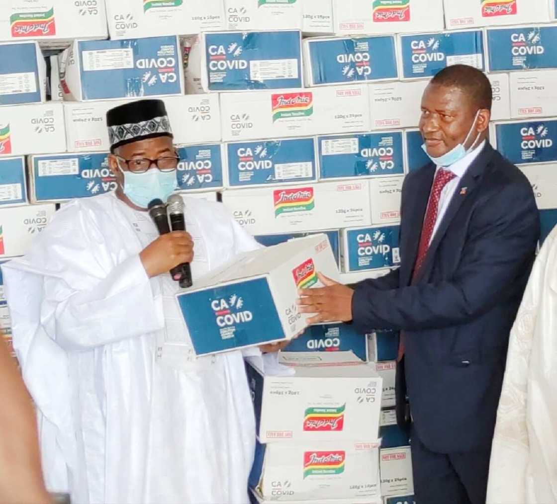 Hadimina ya bude wa mutane dakuna, sun ga mun raba tallafi – Gwamnan Bauchi Hadimina ya bude wa mutane dakuna, sun ga mun raba tallafi – Gwamnan Bauchi