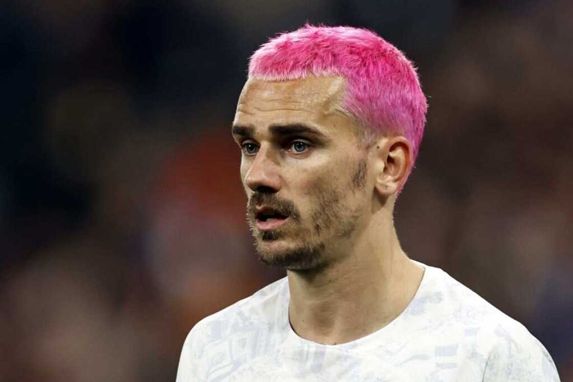 Antoine Griezmann : salaire et palmarès d'un grand footballeur Antoine Griezmann : salaire et palmarès d'un grand footballeur