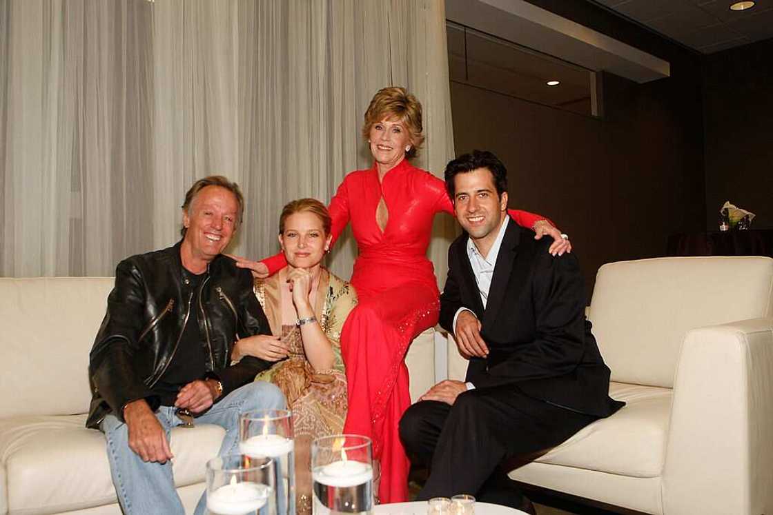 Bridget Fonda, Jane Fonda, Henry Fonda, Troy Garity