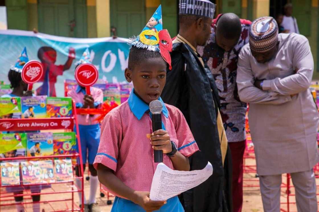 itel Celebrates Children’s Day 2023 with Over 1,000 Children in Abuja