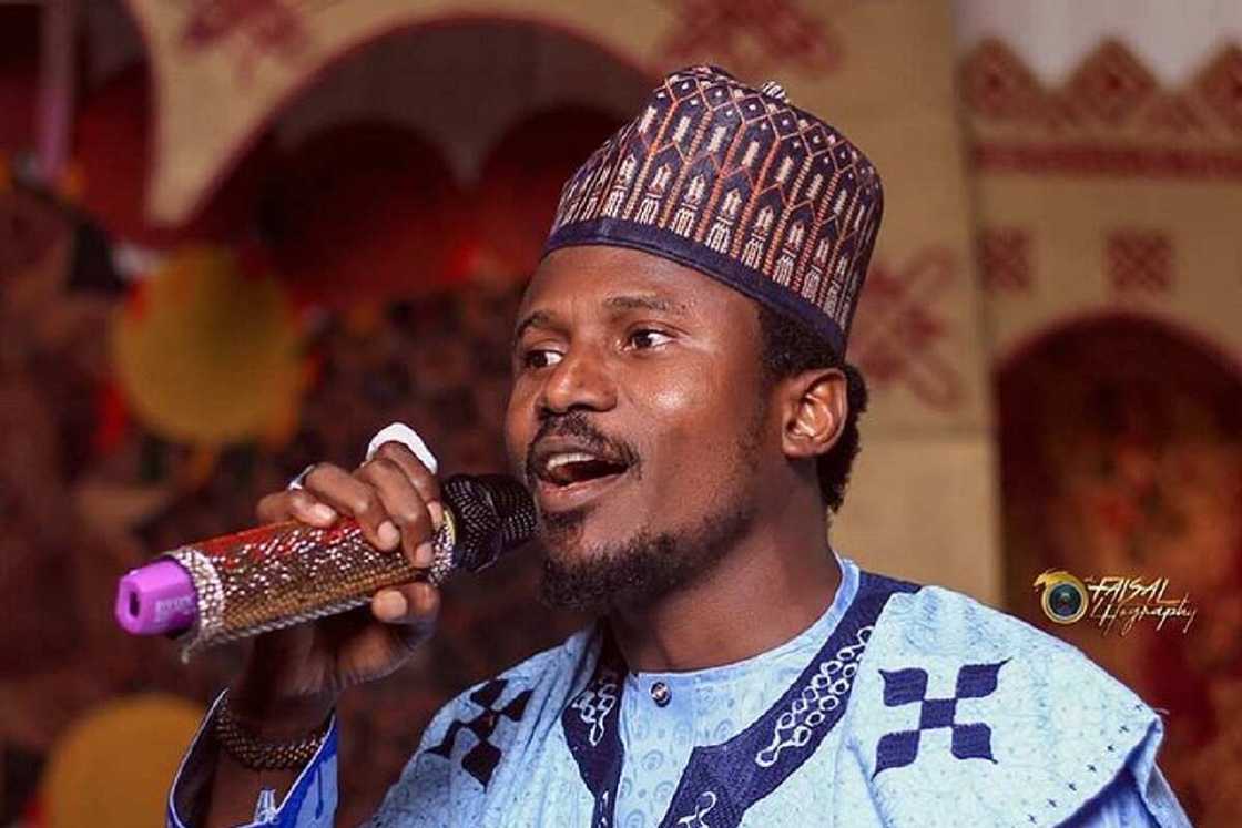 Hukumar tace fina finai ta sake kama Naziru Sarkin Waka Hukumar tace fina finai ta sake kama Naziru Sarkin Waka