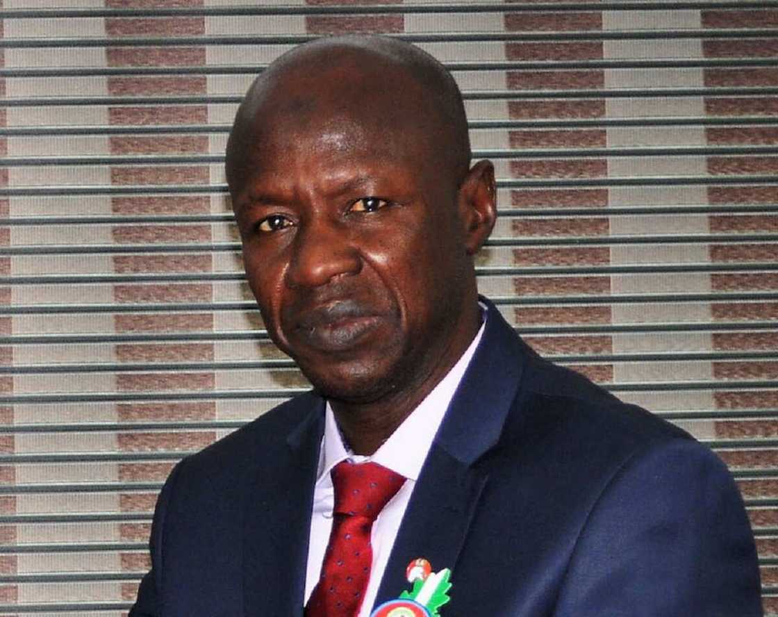 Dole ne Magu ya sauka don bada damar bincike mai inganci - PDP