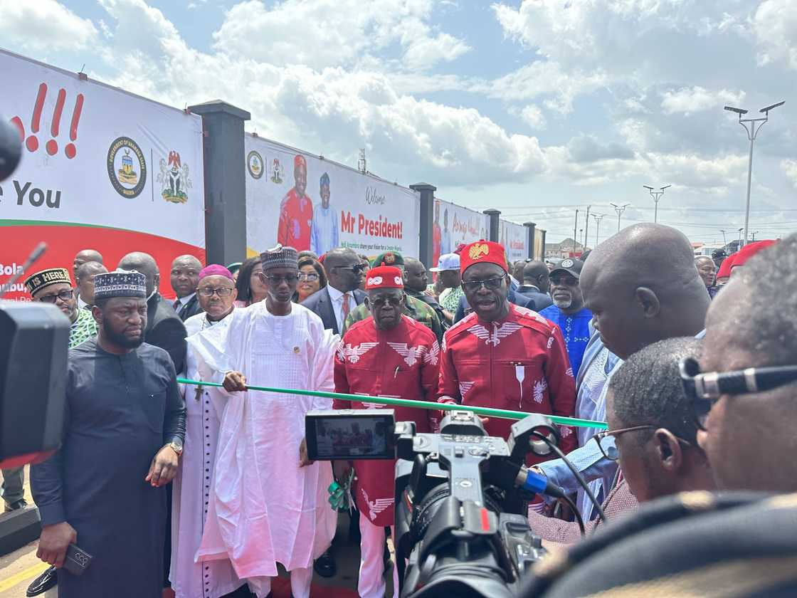 Tinubu ya je jihar Anambra Tinubu ya je jihar Anambra