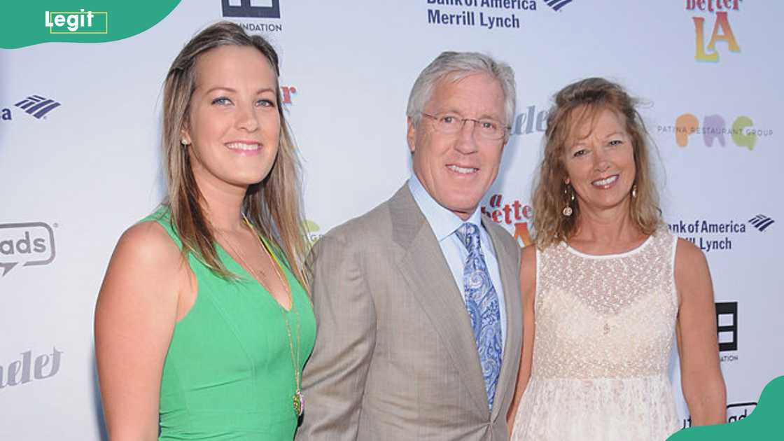 Jaime Carroll, NFL Football coach Pete Carroll and wife Glena Carroll at AT&T Center in Los Angeles, California