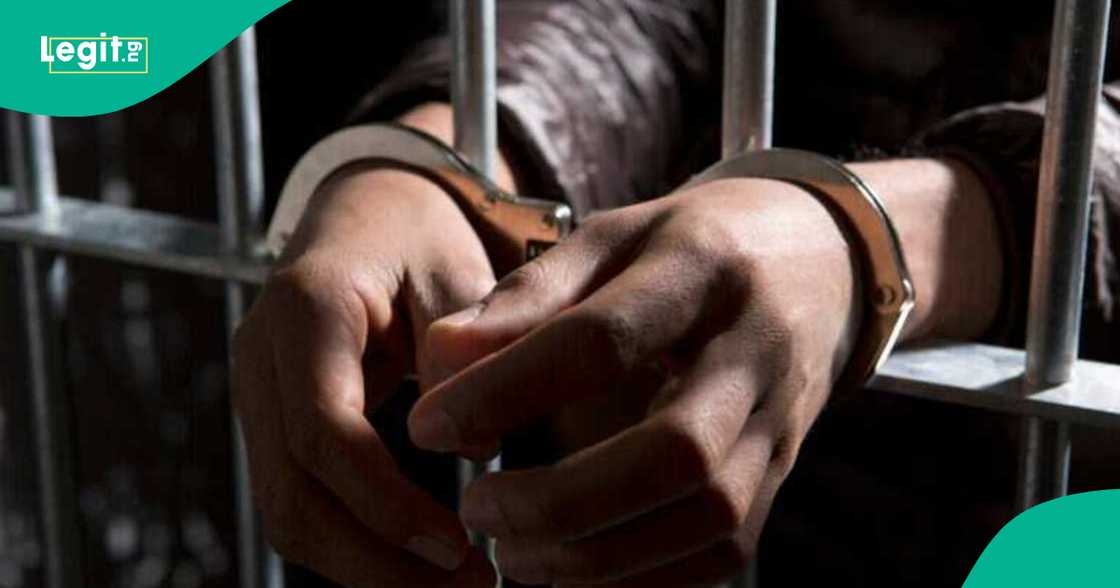 Mai laifi a magarkama. Mai laifi a magarkama.