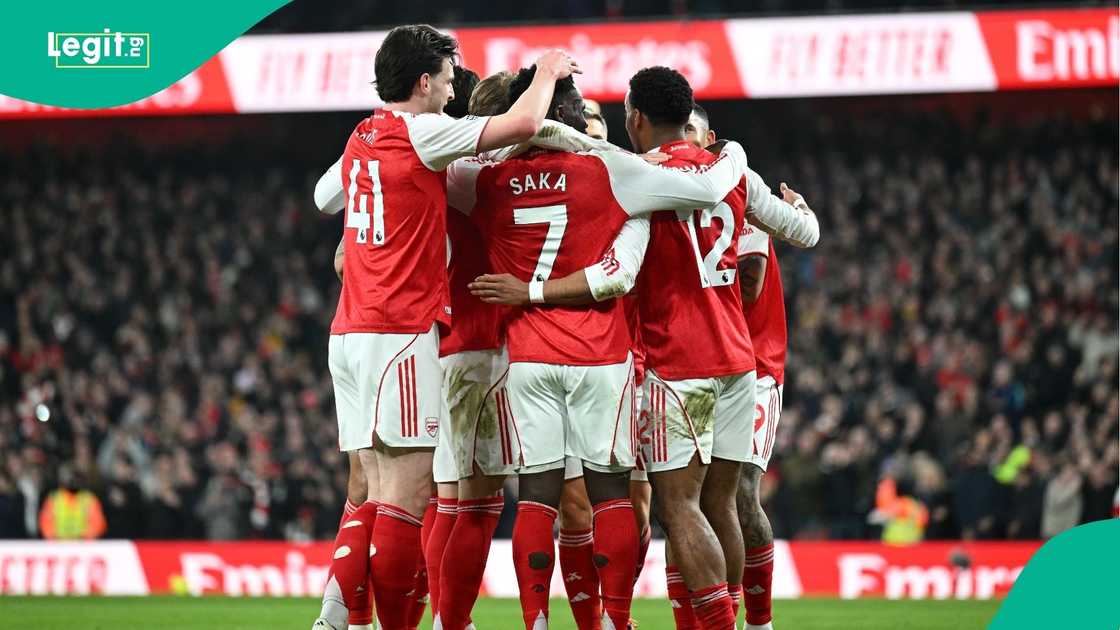 Arsenal, Premier League, Manchester United, Emirates Stadium, London, Football.