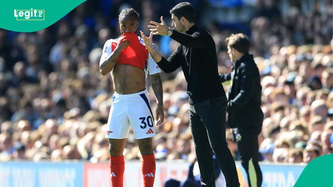 Raheem Sterling, Mikel Arteta, Arsenal, Everton, England, Premier League. Raheem Sterling, Mikel Arteta, Arsenal, Everton, England, Premier League.