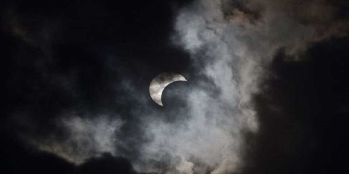 Hotunan yadda aka yi Khusufin rana a fadin duniya Hotunan yadda aka yi Khusufin rana a fadin duniya