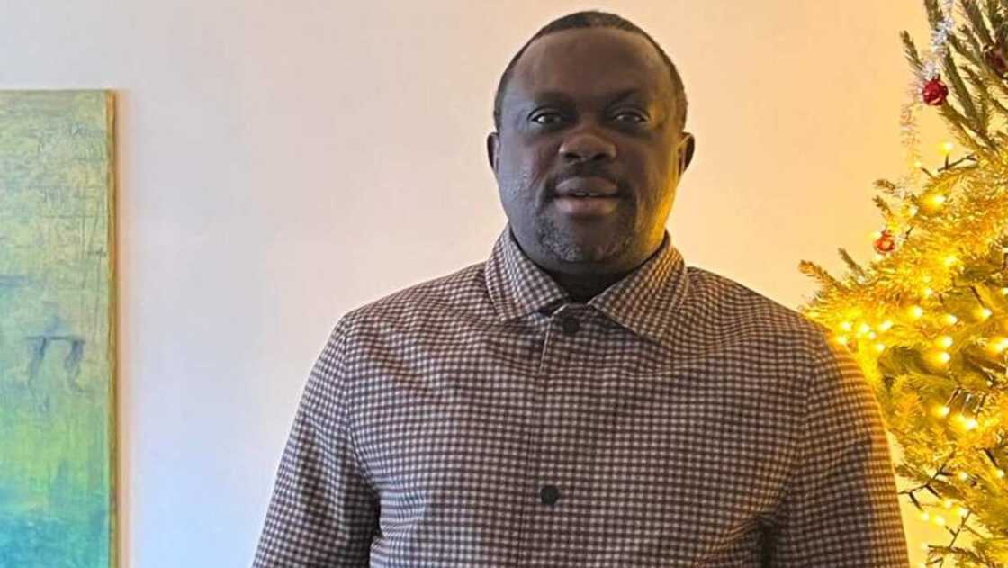 Jagoran kungiyar Collins Osazee Idahosa ya ce Atiku ne ya fi cancanta cikin yan takarar shugaban kasa Jagoran kungiyar Collins Osazee Idahosa ya ce Atiku ne ya fi cancanta cikin yan takarar shugaban kasa