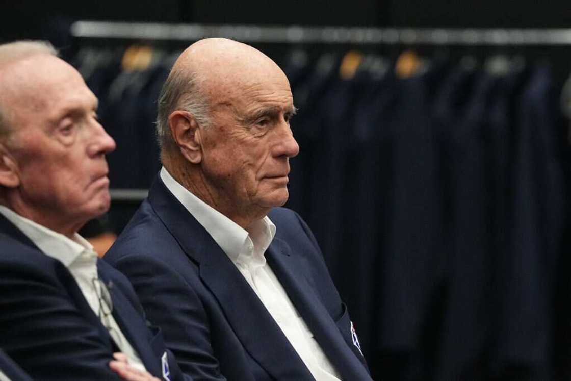 Best white basketball players of all time Best white basketball players of all time