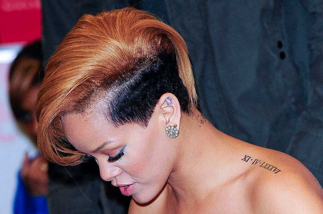 Rihanna shoulder's tattoo Rihanna shoulder's tattoo