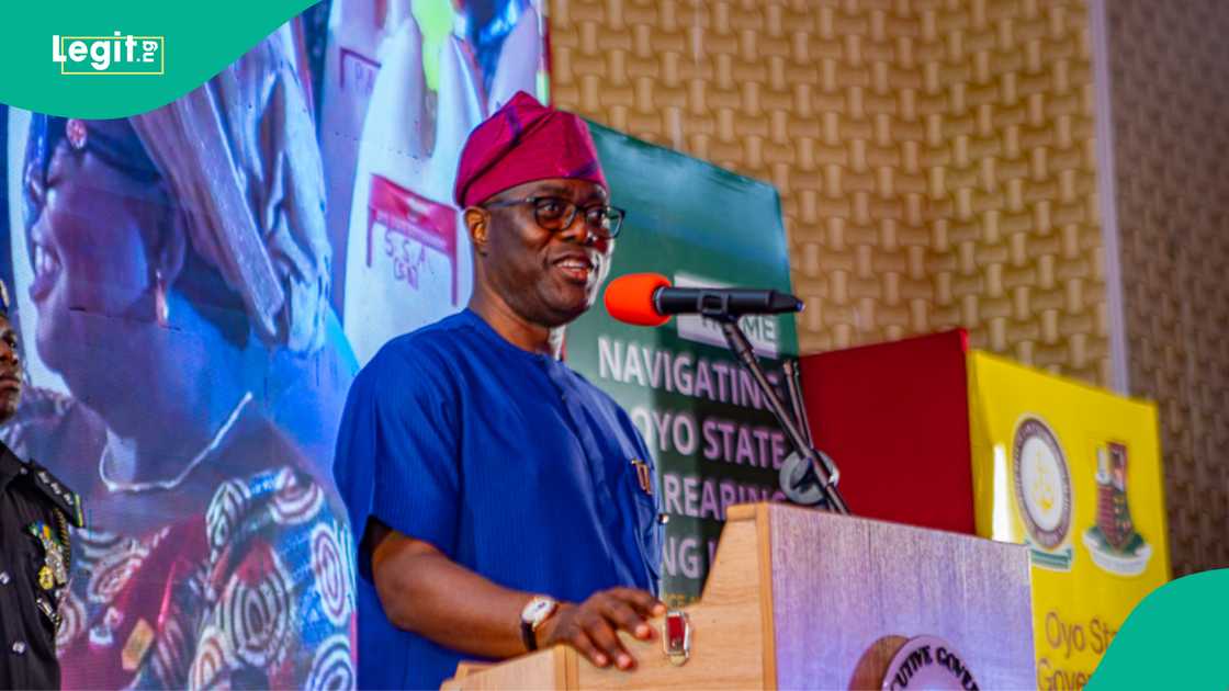 Oyo State Governor, Seyi Makinde, has revealed why he will not support President Bola Tinubu’s 2027 re-election bid. Oyo State Governor, Seyi Makinde, has revealed why he will not support President Bola Tinubu’s 2027 re-election bid.