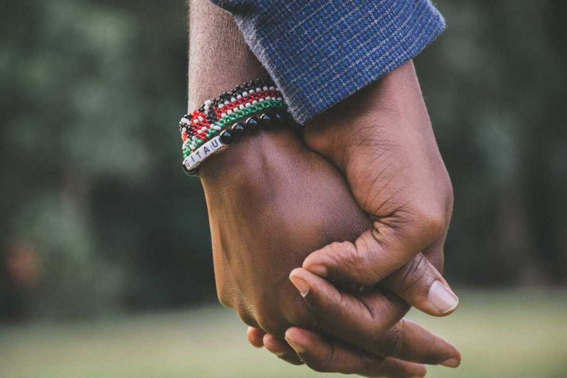 Tips of how to make your husband love you more Tips of how to make your husband love you more