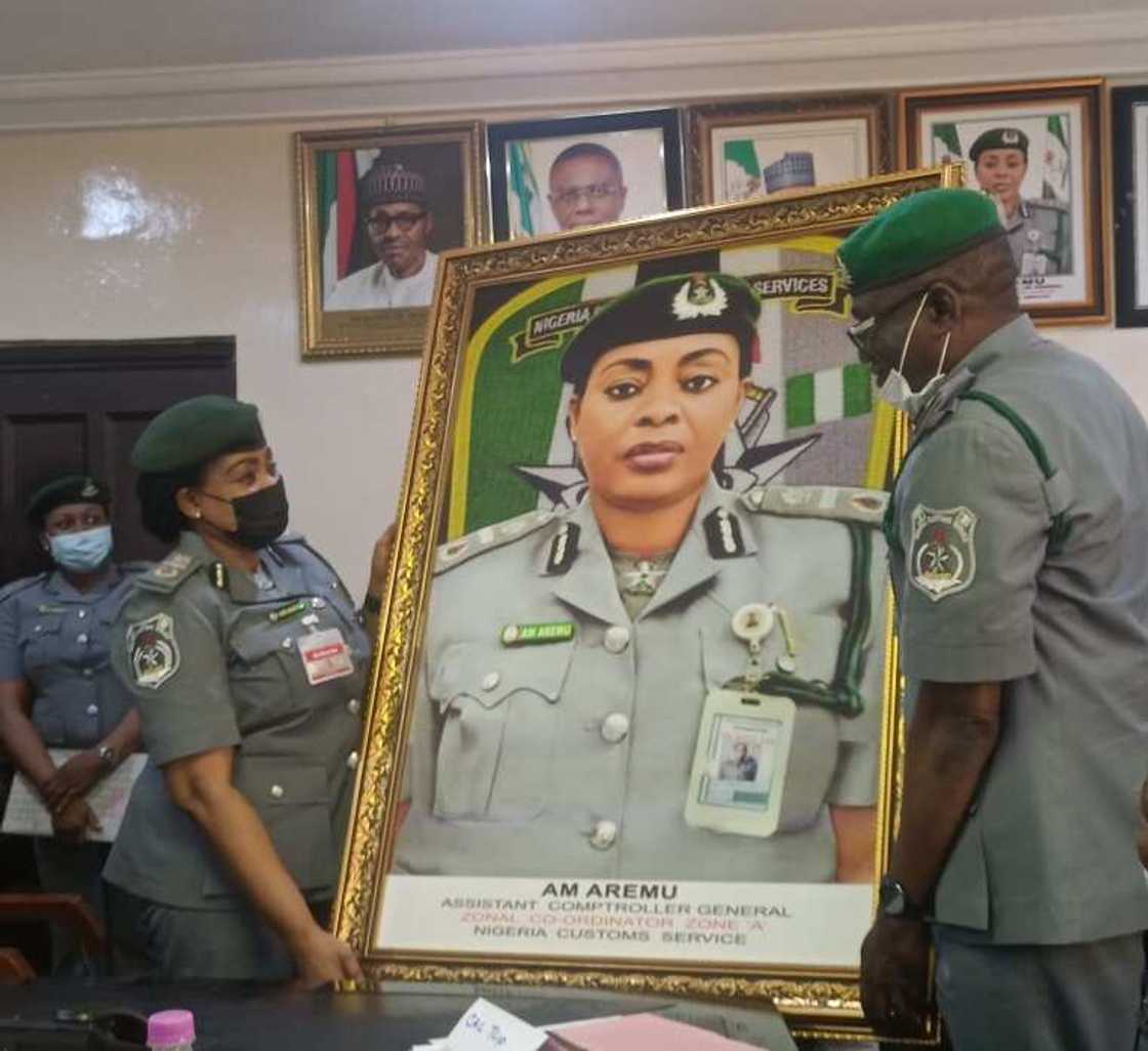 Kwastam za ta fara amfani da 'Drone' wajen sintiri da kama haramtattun kayayyaki Kwastam za ta fara amfani da 'Drone' wajen sintiri da kama haramtattun kayayyaki