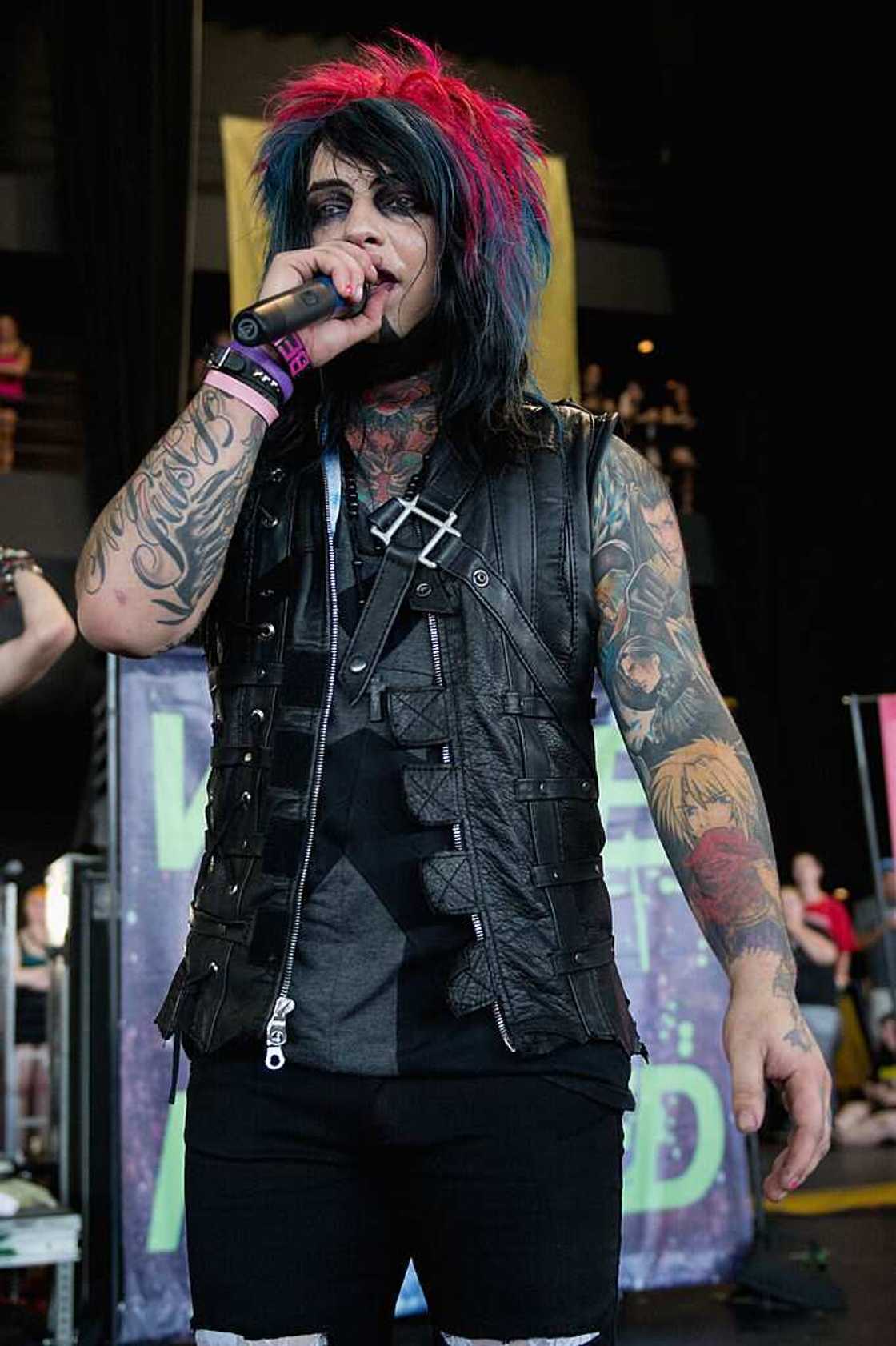 Dahvie Vanity's allegations Dahvie Vanity's allegations