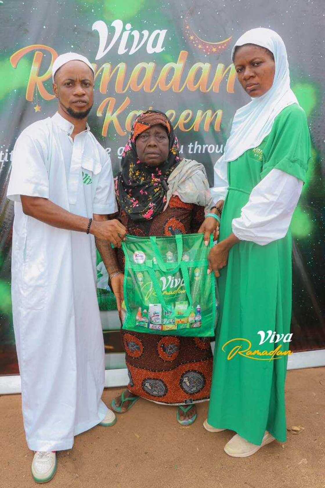 Aspira Gifts Viva Hampers in the Spirit of Ramadan