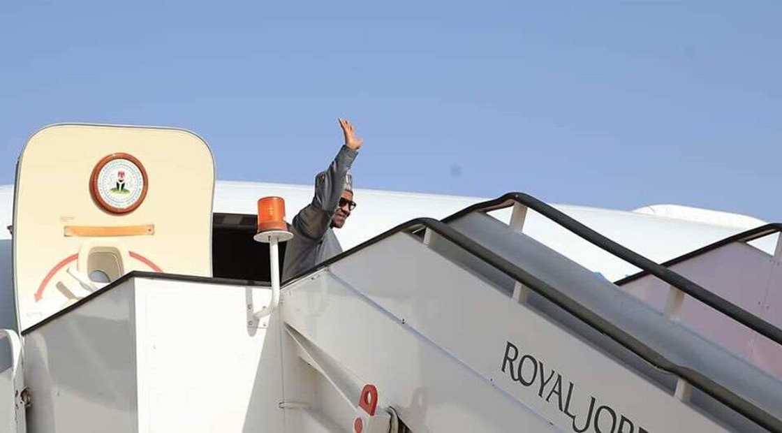 Karya ne Buhari baya shirin zuwa hutu Birtaniya Karya ne Buhari baya shirin zuwa hutu Birtaniya