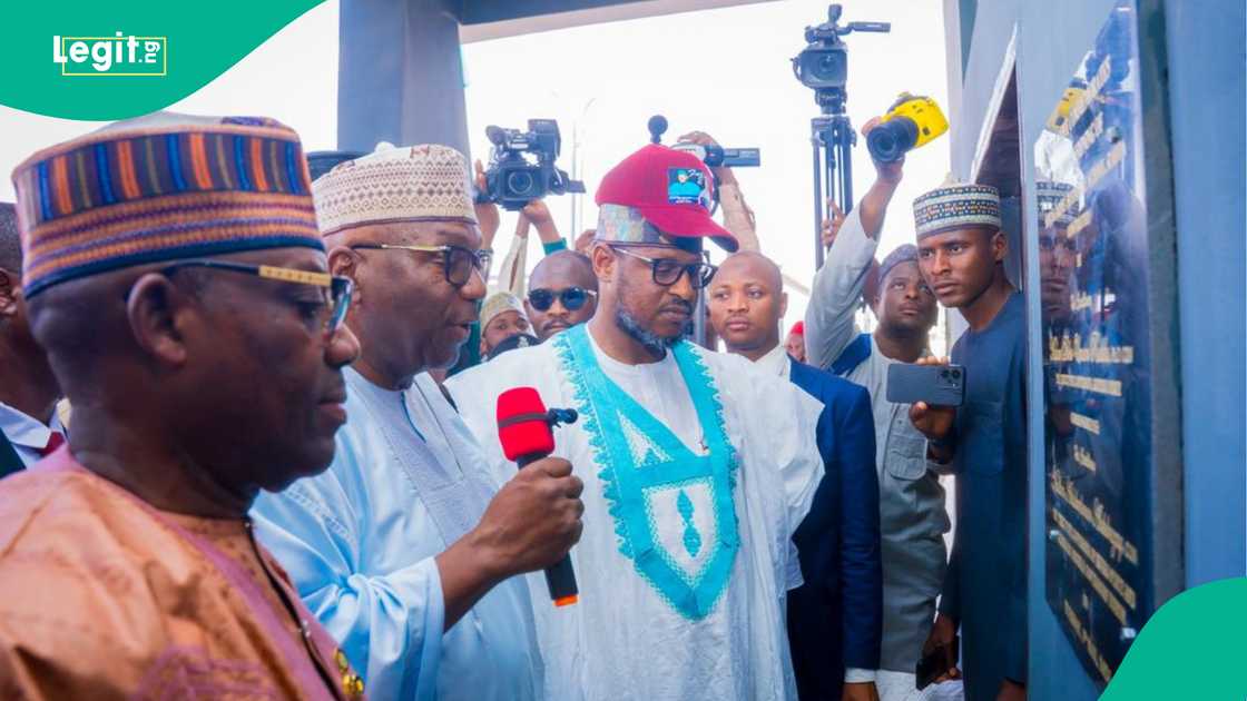 Gwamna AbdulRahman AbdulRazaq da Minista Tunji Alausa sun jinjinawa Gwamna Radda.
