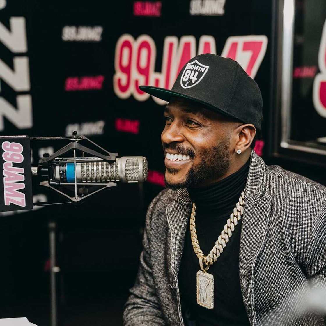 Antonio Brown Antonio Brown