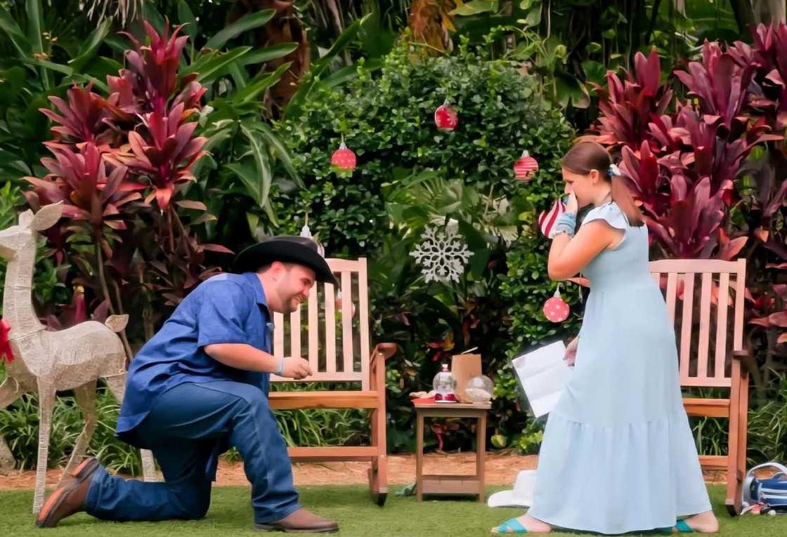 Tyler White proposing to Madison Marilla