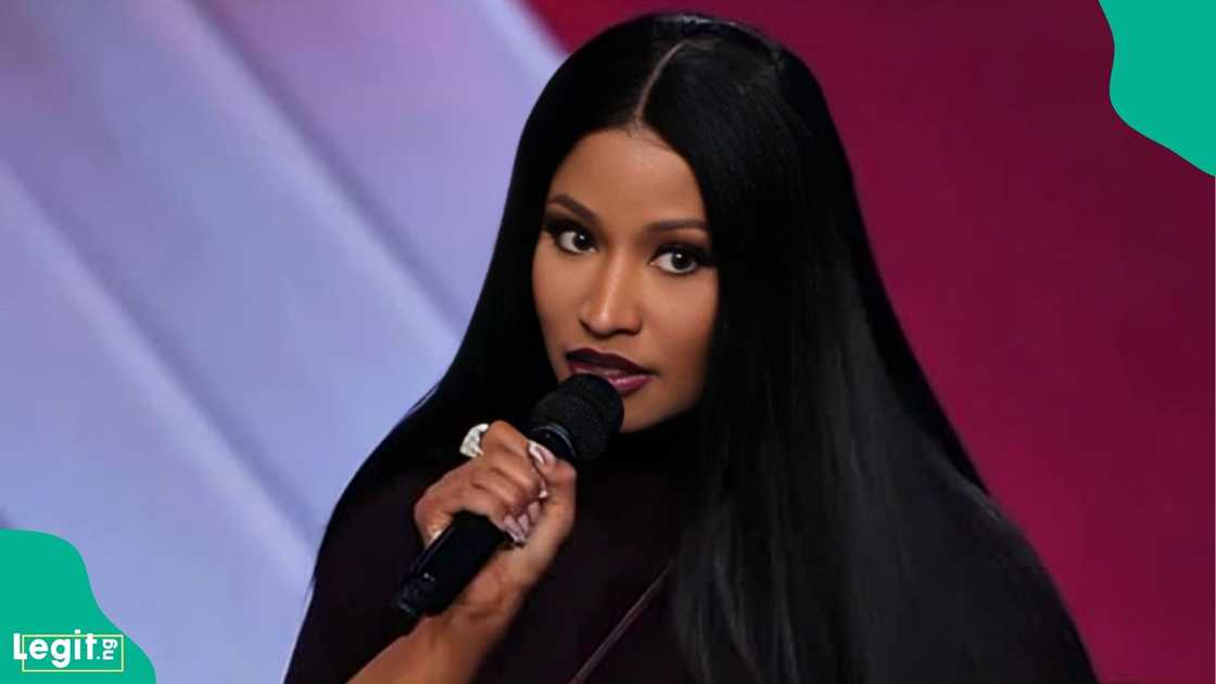Nicki Minaj draws praise and criticism after sharing glimpse inside presidential jet Air Force One Nicki Minaj draws praise and criticism after sharing glimpse inside presidential jet Air Force One