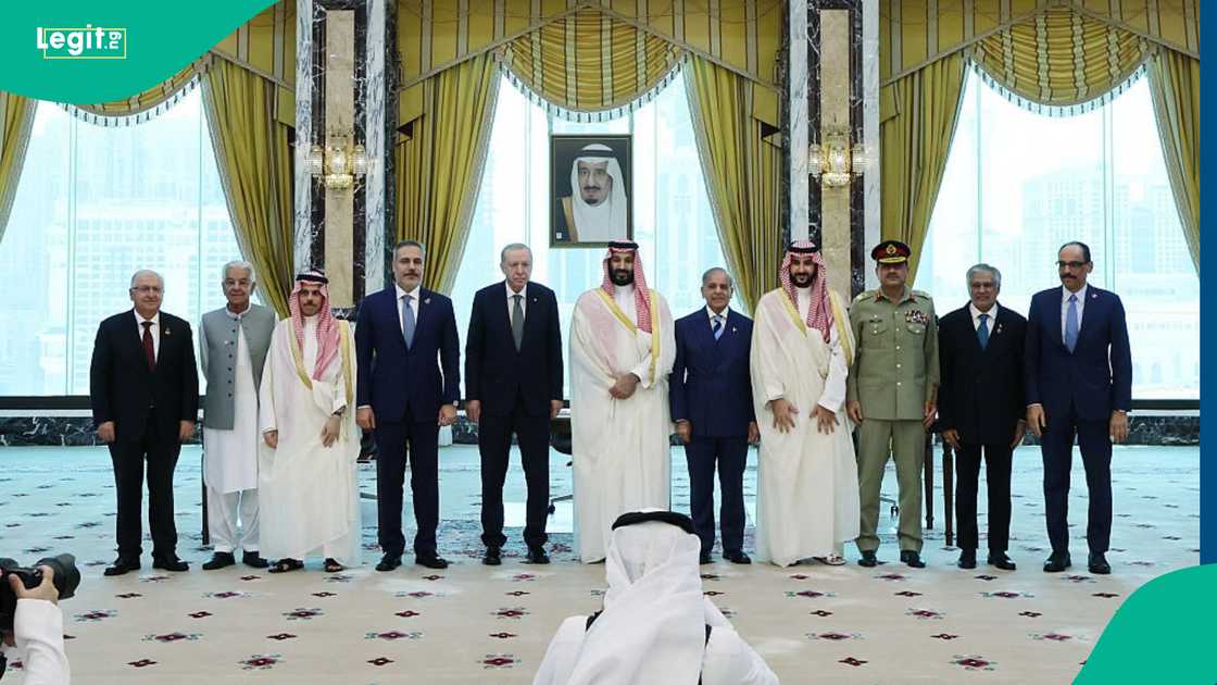 The visa exemption agreement between Saudi Arabia and Pakistan supports closer diplomatic ties and improved official mobility. The visa exemption agreement between Saudi Arabia and Pakistan supports closer diplomatic ties and improved official mobility.