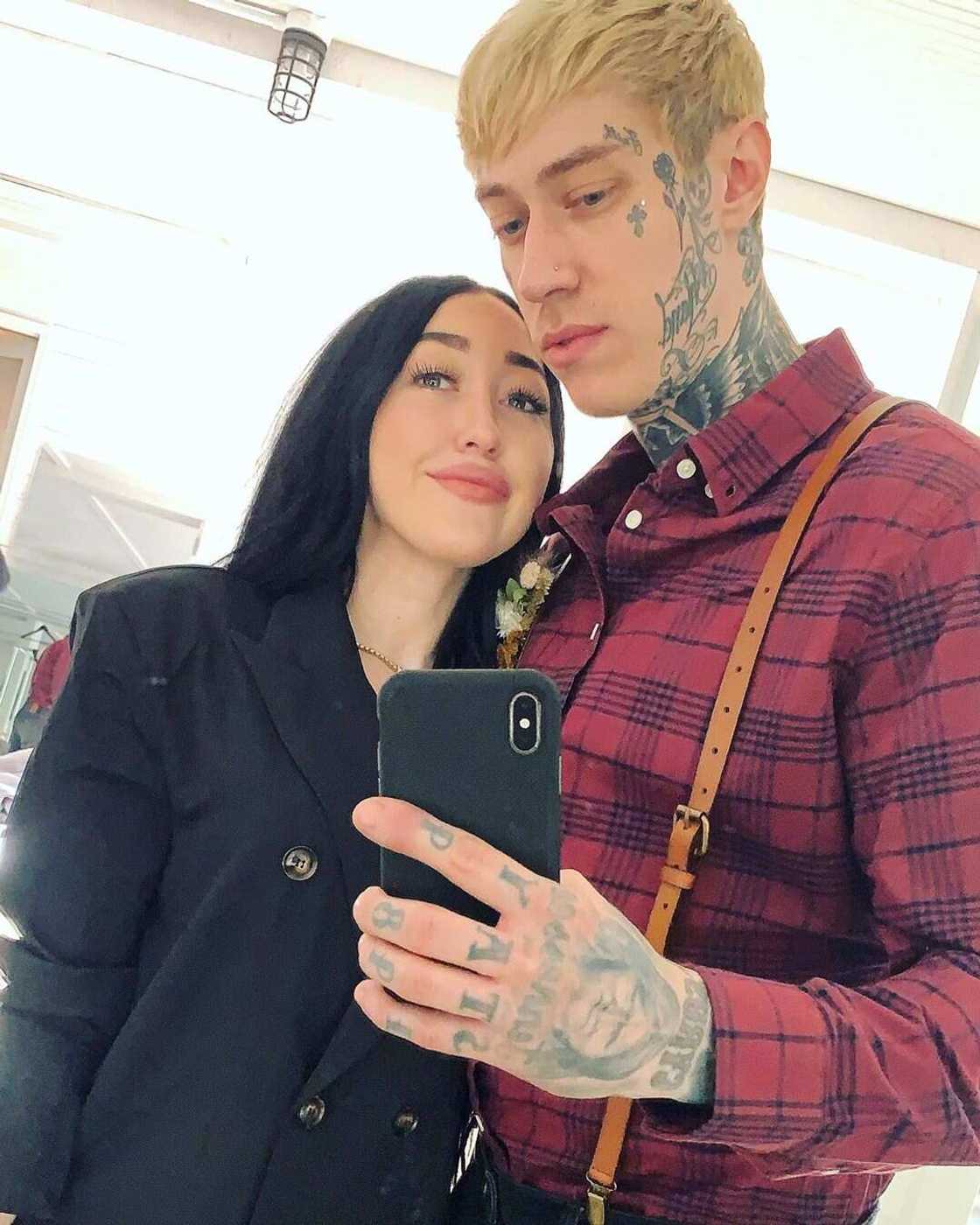 Miley Cyrus siblings Miley Cyrus siblings