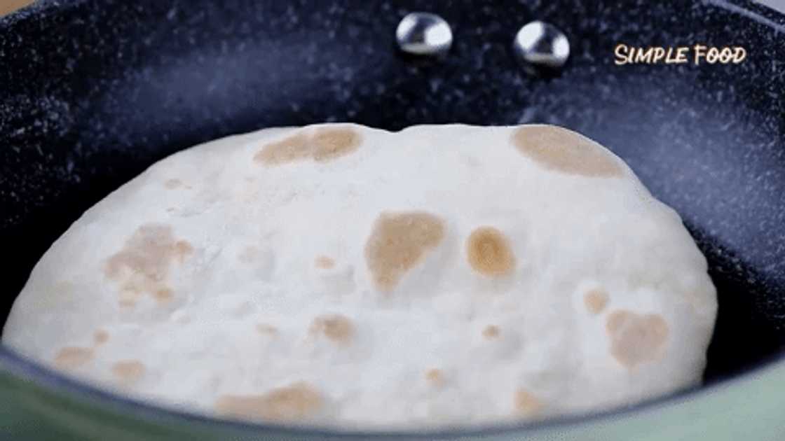 how to make shawarma bread with frying pan