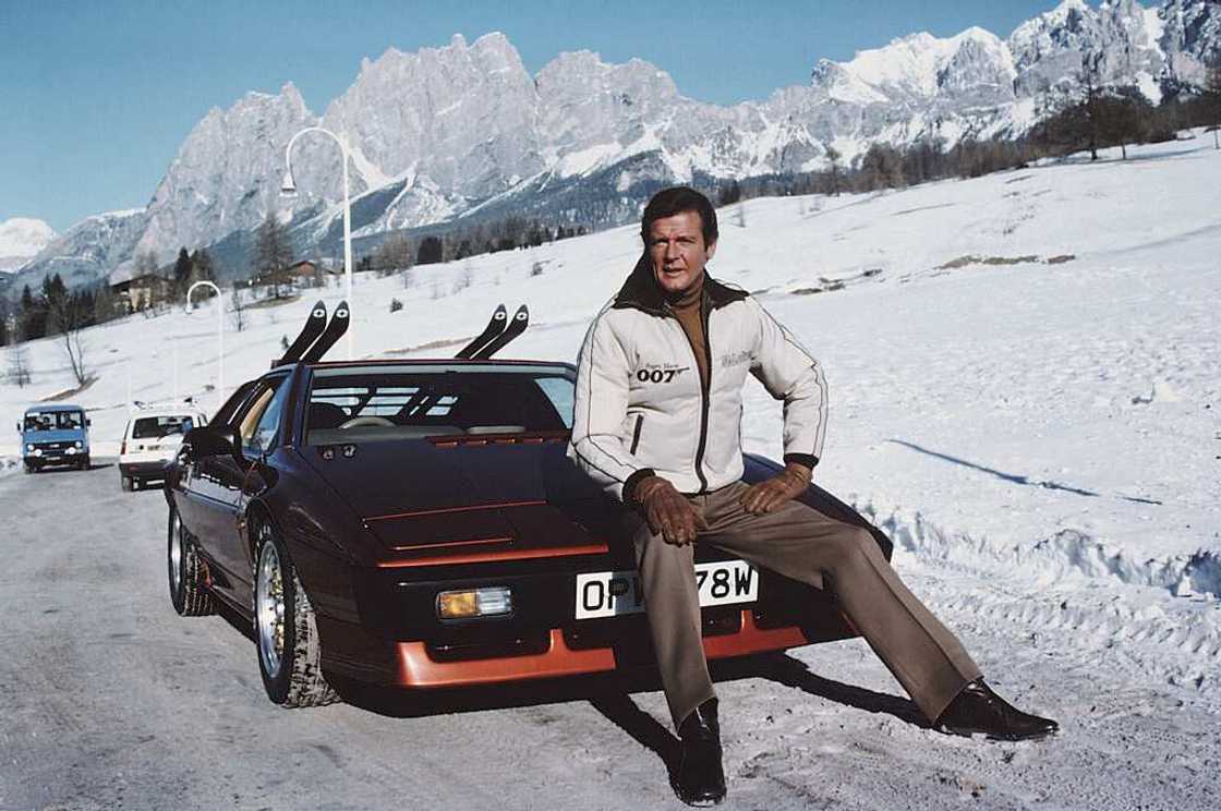 Top 10 des voitures de James Bond les plus légendaires à l'écran Top 10 des voitures de James Bond les plus légendaires à l'écran