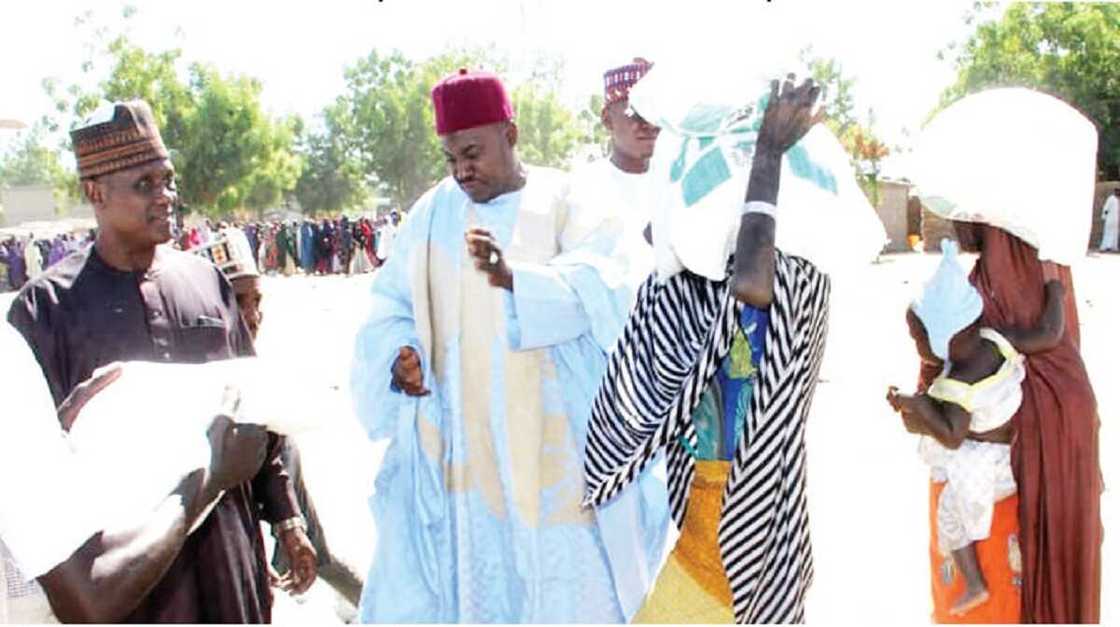 Mai garin Zabarmari ya bayyana ainihin abubuwan da suka faru a harin Boko Haram Mai garin Zabarmari ya bayyana ainihin abubuwan da suka faru a harin Boko Haram