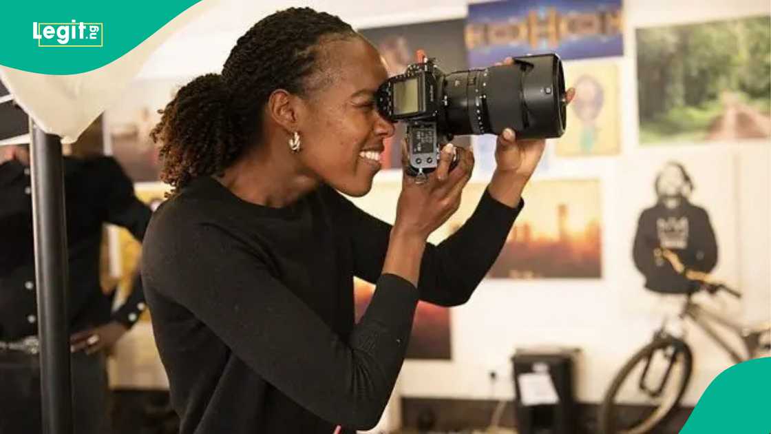 Wayoyin hannu masu karfin kyamara sun kashe kasuwar daukar hoto ta studio.