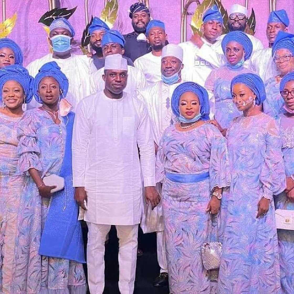 Hotunan auren yar gwamnan Kebbi da tsohon kakakin majalisa, Dimeji Bankole Hotunan auren yar gwamnan Kebbi da tsohon kakakin majalisa, Dimeji Bankole