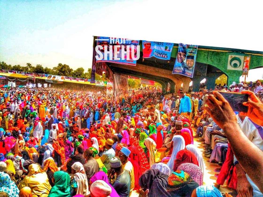 Yanzu-yanzu: Yayinda Atiku ya tafi Daura yau, Buhari ya dira jihar Adamawa Yanzu-yanzu: Yayinda Atiku ya tafi Daura yau, Buhari ya dira jihar Adamawa