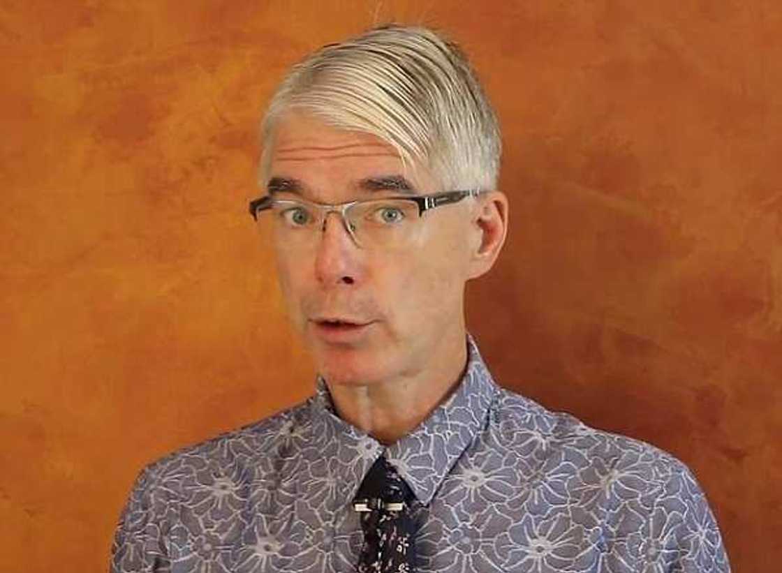 Bruce McConville: Mutumin da ya kone dala miliyan daya, saboda baya so ya biya tsohuwar matarshi kudin kula da yaransu Bruce McConville: Mutumin da ya kone dala miliyan daya, saboda baya so ya biya tsohuwar matarshi kudin kula da yaransu