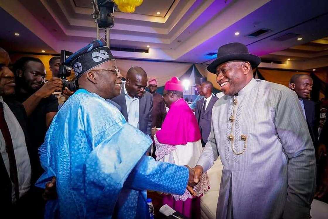 GEJ, Tinubu