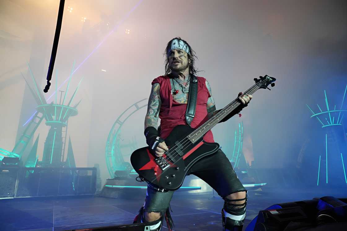 Mötley Crüe bassist Nikki Sixx