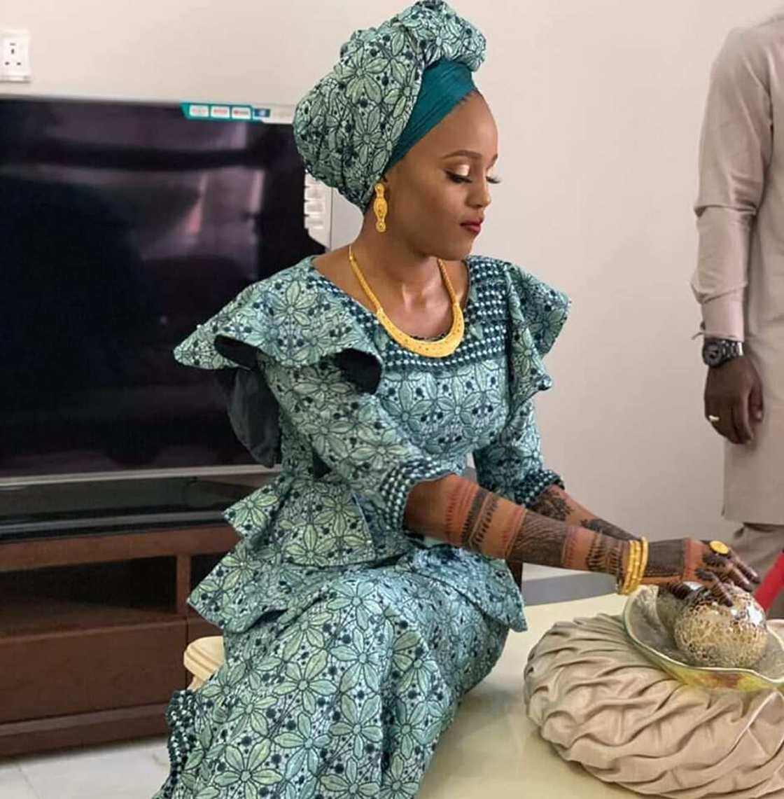 Gidan Sarauta: Mata da mai martaba sarkin Kano hudu da yaransa (Hotuna) Gidan Sarauta: Mata da mai martaba sarkin Kano hudu da yaransa (Hotuna)