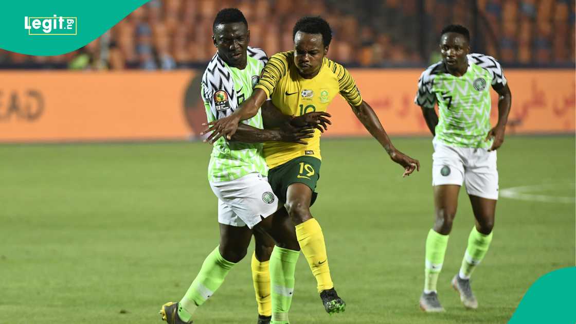 Peter Etebo, Percy Tau, Ahmed Musa, Super Eagles, Nigeria, South Africa, AFCON 2019. Peter Etebo, Percy Tau, Ahmed Musa, Super Eagles, Nigeria, South Africa, AFCON 2019.