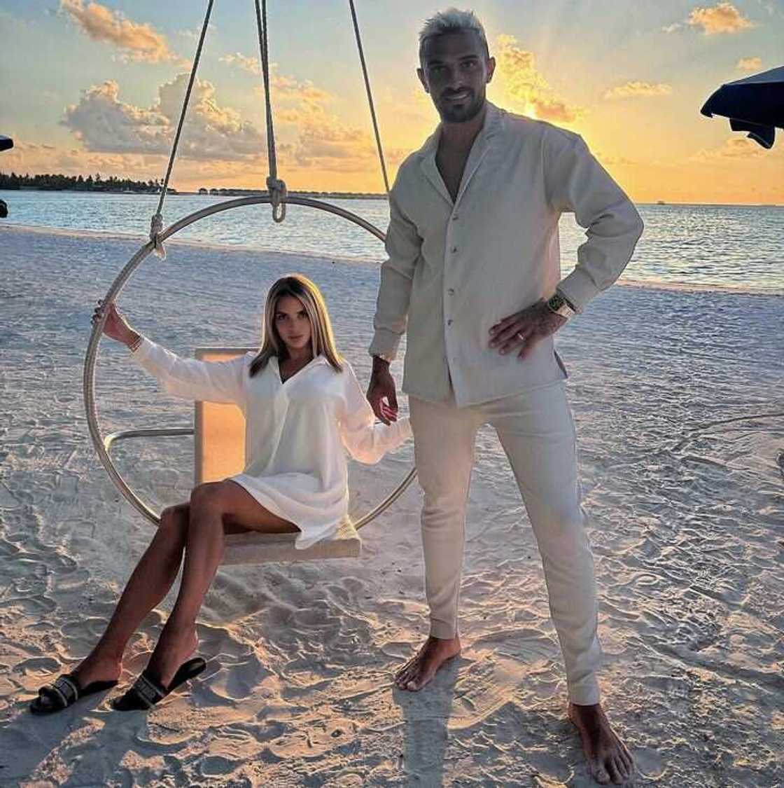 Julien Tanti et Manon Marsault Julien Tanti et Manon Marsault