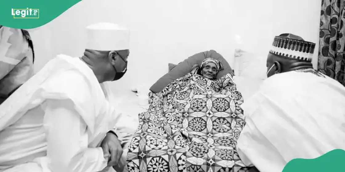 Bukola Saraki ya yi alhinin rasuwar Hajiya Dada, mahaifiyar tsohon shugaban kasa Umaru Musa Yar'Adua Bukola Saraki ya yi alhinin rasuwar Hajiya Dada, mahaifiyar tsohon shugaban kasa Umaru Musa Yar'Adua