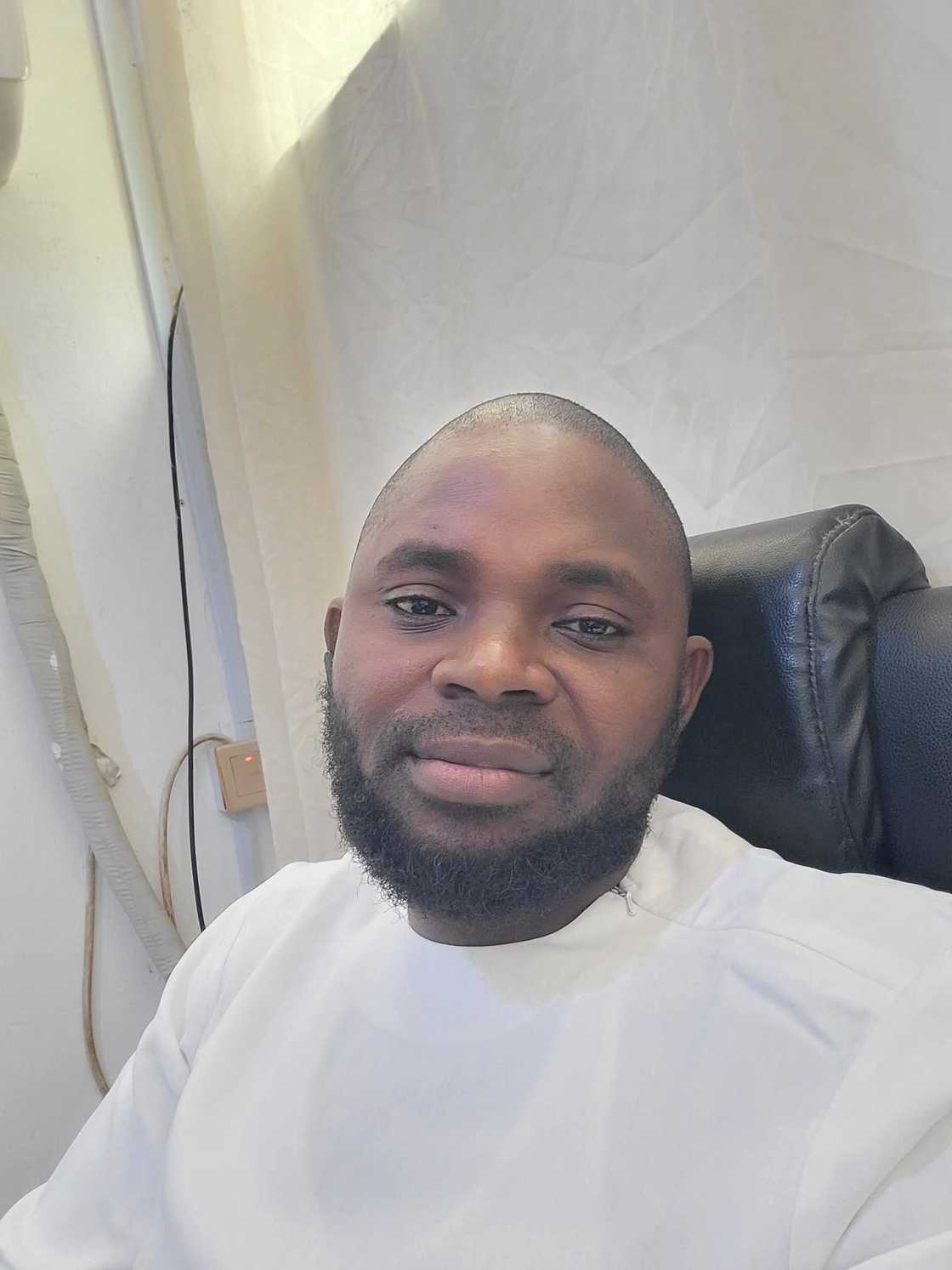 Hadiman gwamnan Ondo ya yi mirabus