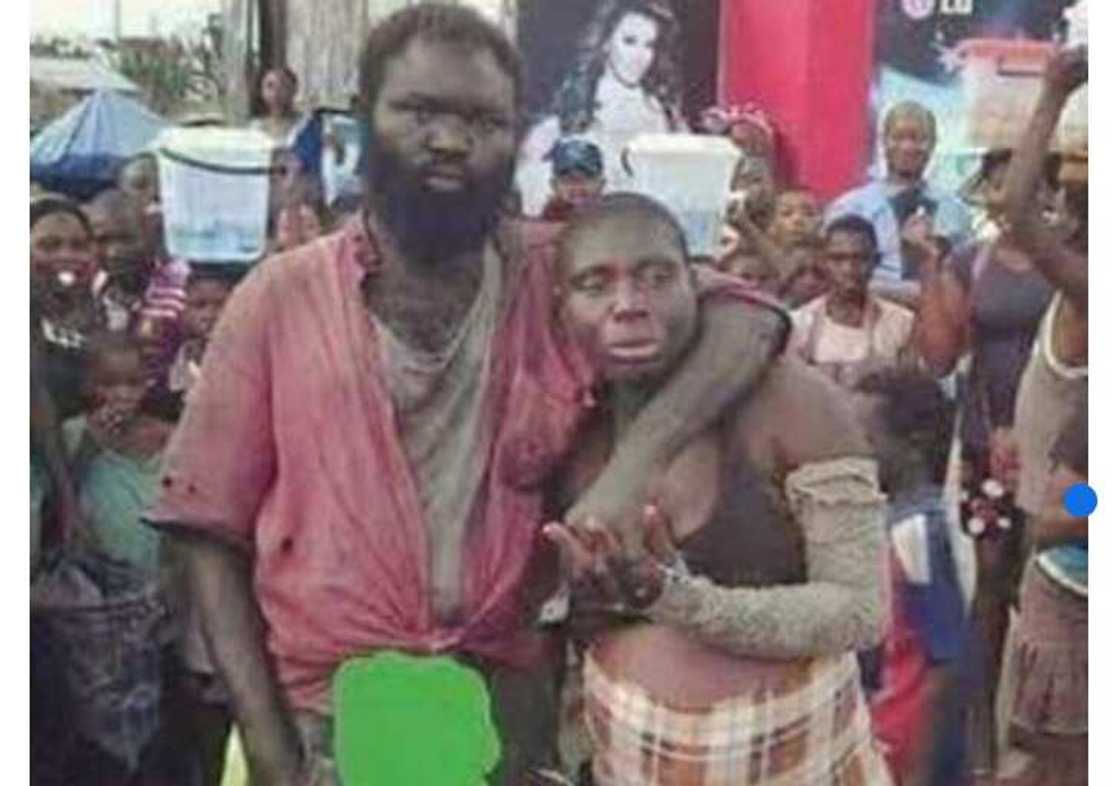 Miji da mata masu tabin hankali sun cika shekaru 22 suna zaune lafiya, sun haifi 'ya'ya 3 Miji da mata masu tabin hankali sun cika shekaru 22 suna zaune lafiya, sun haifi 'ya'ya 3